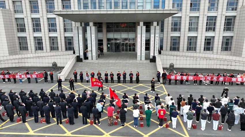 春暖花開(kāi)，英雄歸來(lái)！葫蘆島市第二人民醫(yī)院支援綏中醫(yī)療隊(duì)凱旋而歸~(圖3)